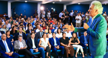 Caiado afirma que PT tenta sabotar avanços em Goiás com ação no STF